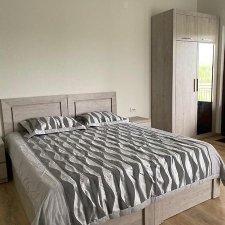 Apartment Comfort In 우레키 외부 사진