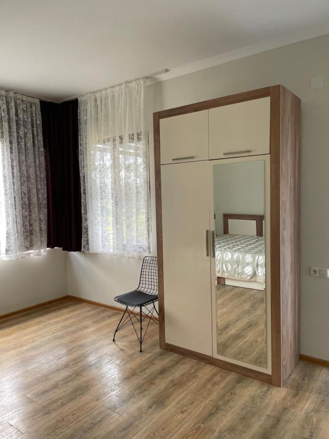 Apartment Comfort In 우레키 외부 사진